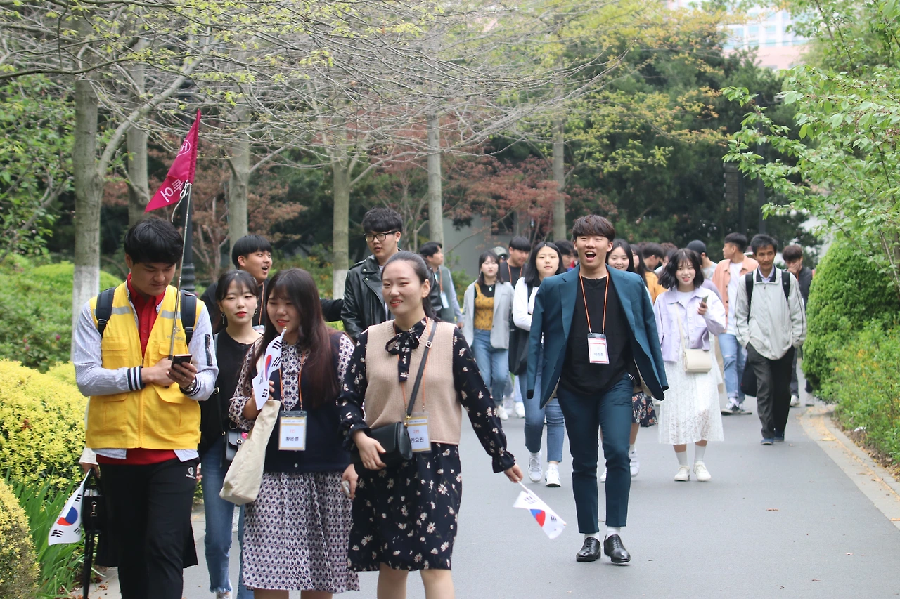 201804030406 강경고  중국 청소년 글로벌 인해 해외연수 (6)- 윤봉길 의사 기념관 및 노신공원.JPG