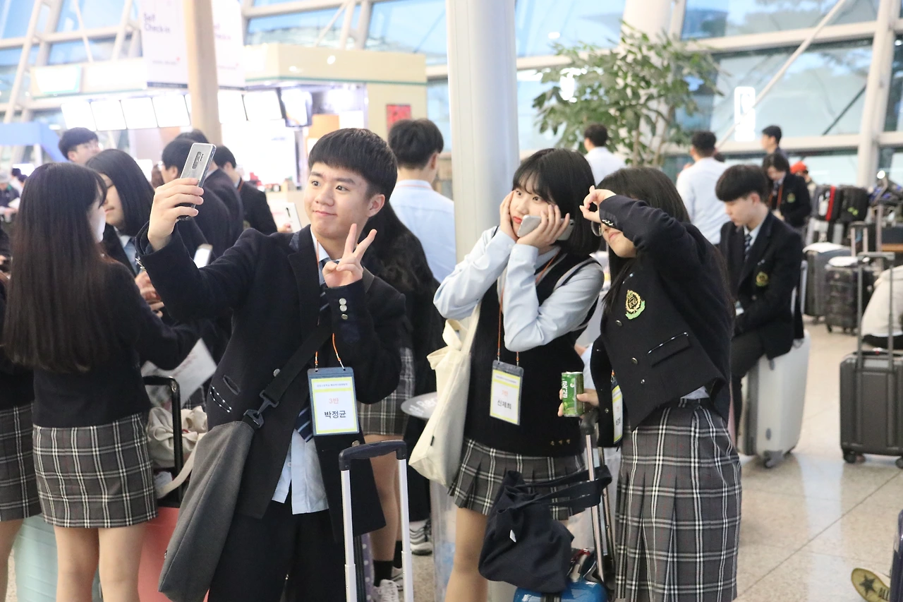 201804030406 강경고, 중국 청소년 글로벌 인해 해외연수 (1) - 중국으로 출발(인천공항).JPG