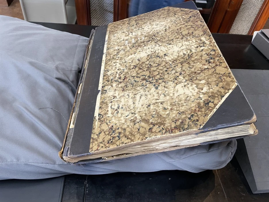 IMG_2342.jpg?type=w1