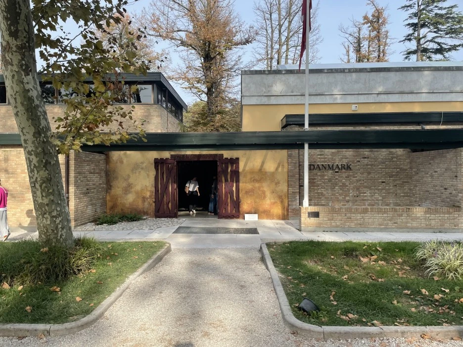 IMG_5593.jpg?type=w1