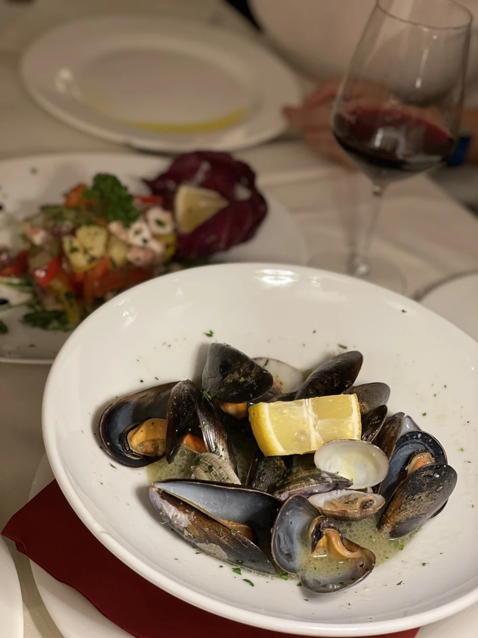 IMG_6454.jpg?type=w1