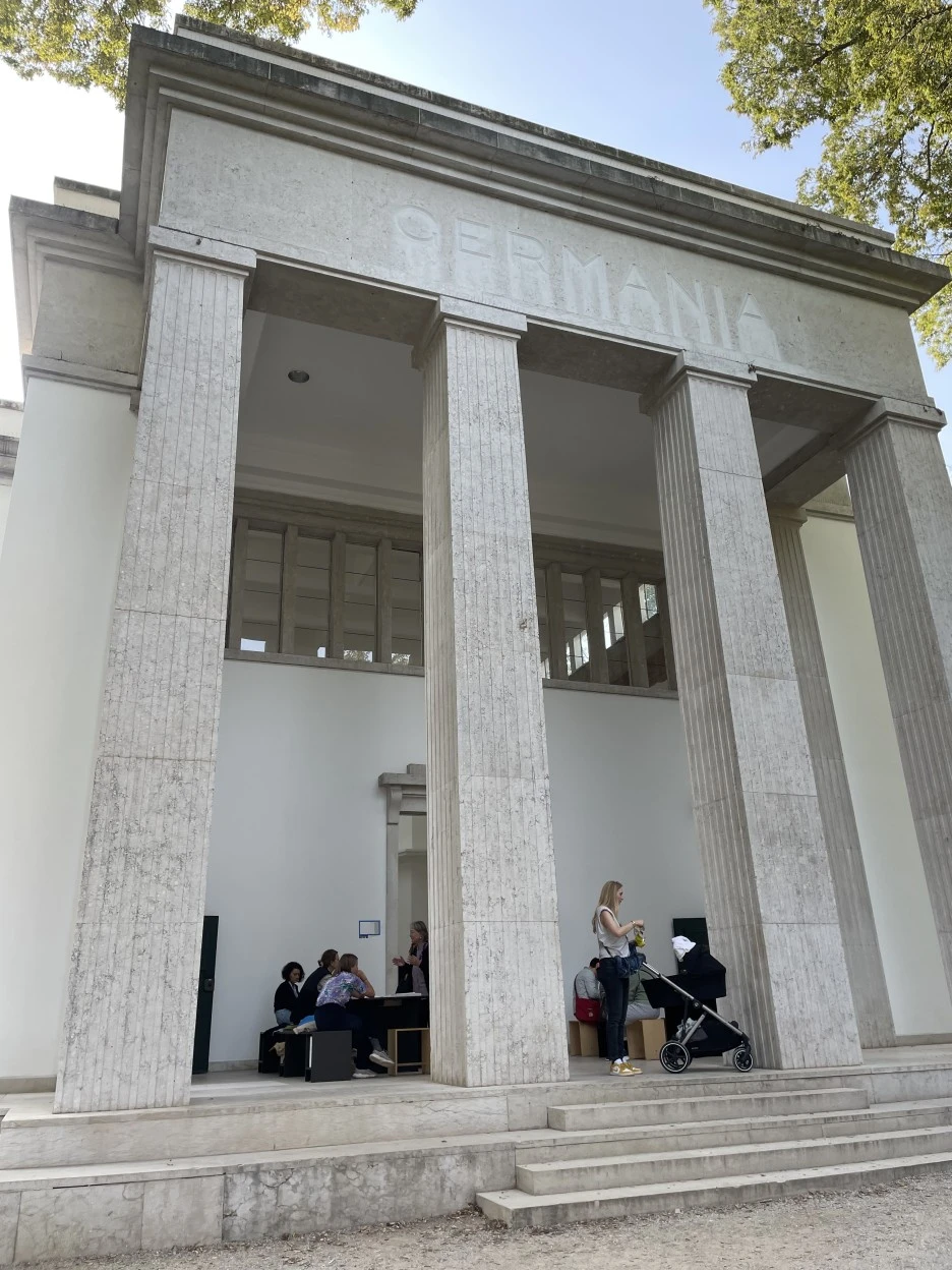 IMG_5565.jpg?type=w1