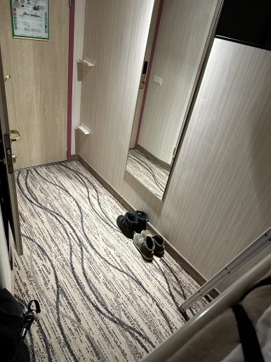 %EC%8A%A4%ED%86%A1%ED%99%80%EB%A1%AC-%EB%B0%B0%EC%97%AC%ED%96%89-%EC%8A%A4%EC%9B%A8%EB%8D%B4-%EC%95%84%EC%9D%B4%EC%99%80-%EC%B6%94%EC%96%B5.jpg?type=w386