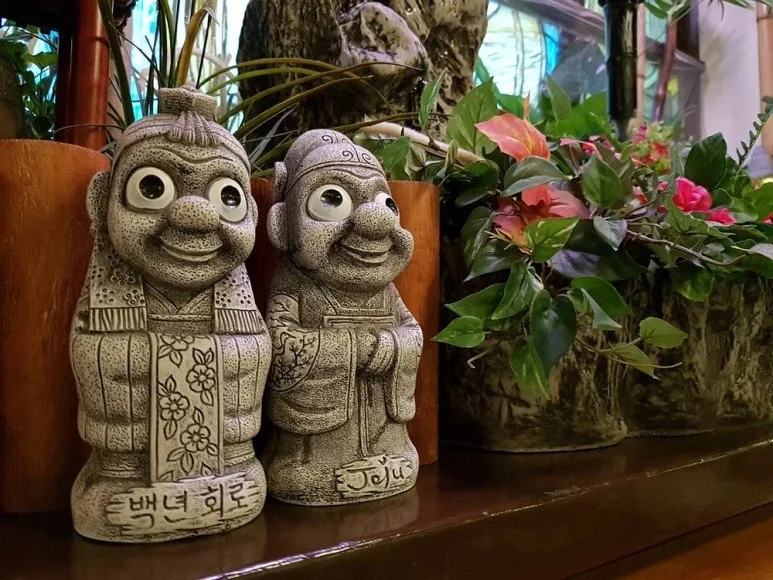 %EC%9E%A5%EC%8A%B9-%ED%97%AC%EC%8B%B1%ED%82%A4%EC%8B%9D%EB%8B%B9-%ED%95%9C%EA%B5%AD%EC%9D%8C%EC%8B%9D-%ED%95%80%EB%9E%80%EB%93%9C%EC%97%AC%ED%96%89.jpeg?type=w773