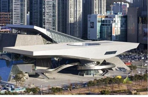 부산 영화의전당.jpeg