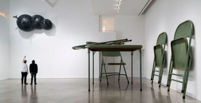 24Robert_Therrien.jpg?type=w773