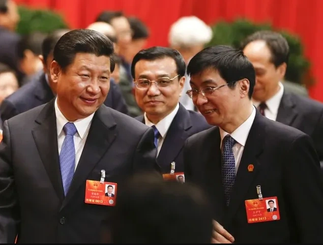 王沪宁习近平.PNG