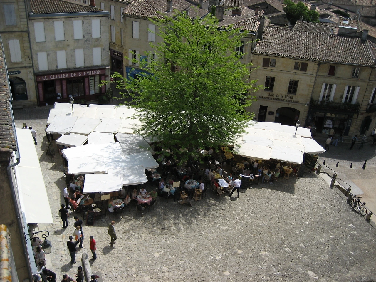 080503_048 곳곳이 예쁜 광장과 마을.JPG