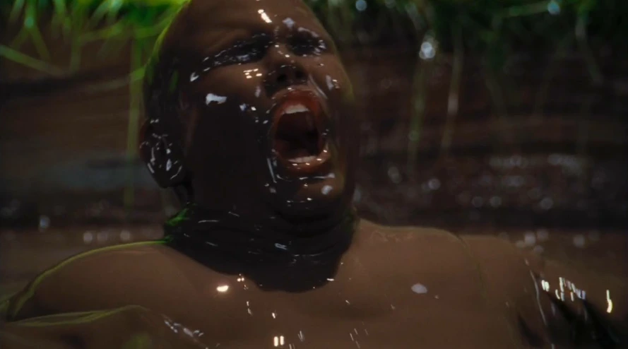 찰리와 초콜릿 공장_에세이 초콜릿이 녹을 땐 슬픔도 녹아내려.PNG