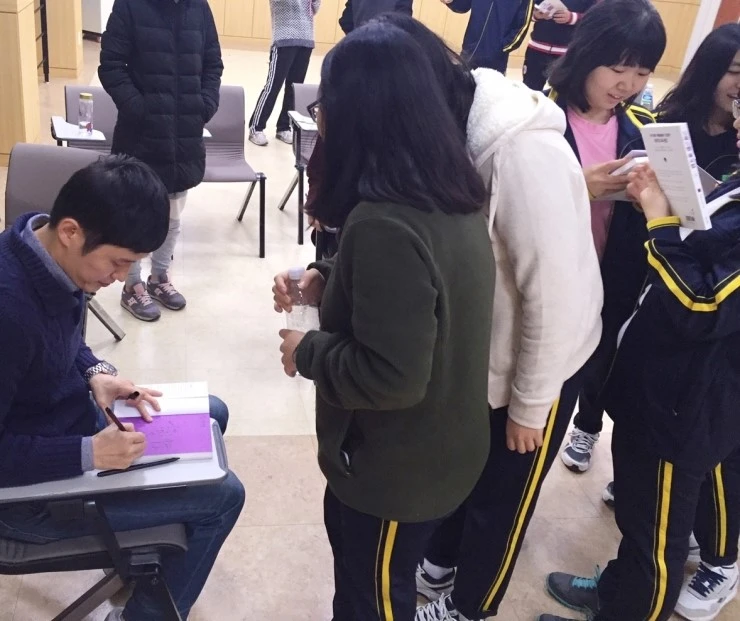 1446815147804.jpg?type=w2