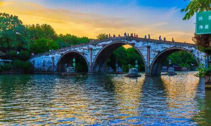 u=1240350023,3424115683&fm=253&fmt=auto&app=138&f=JPEG?w=740&h=441