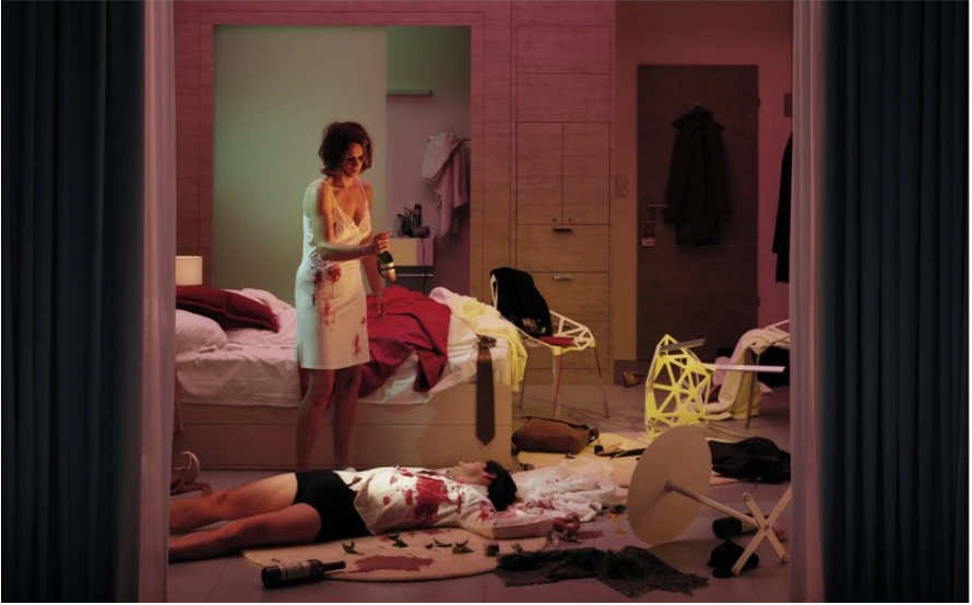 김인숙 살해하는 여성.PNG