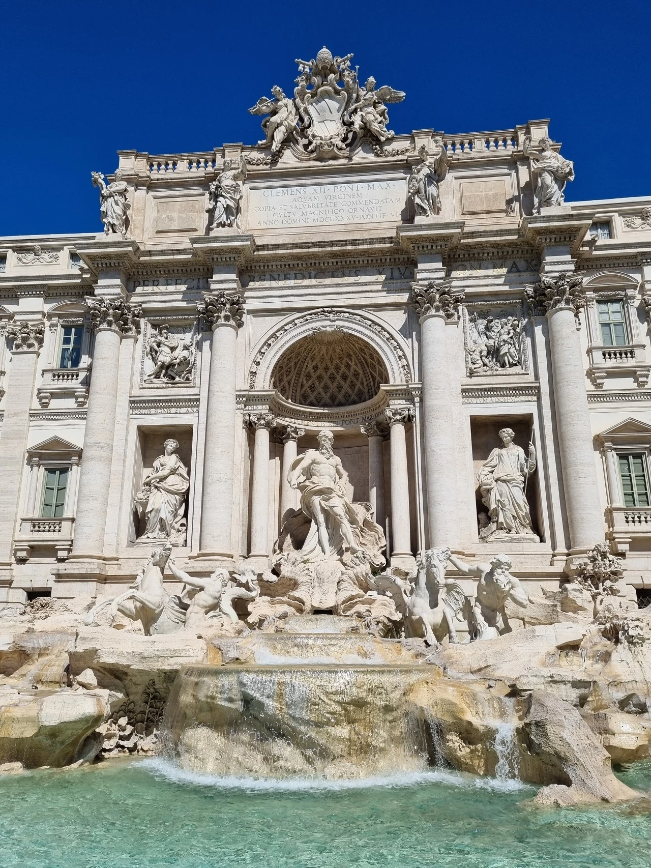 다운로드 (40).jpeg