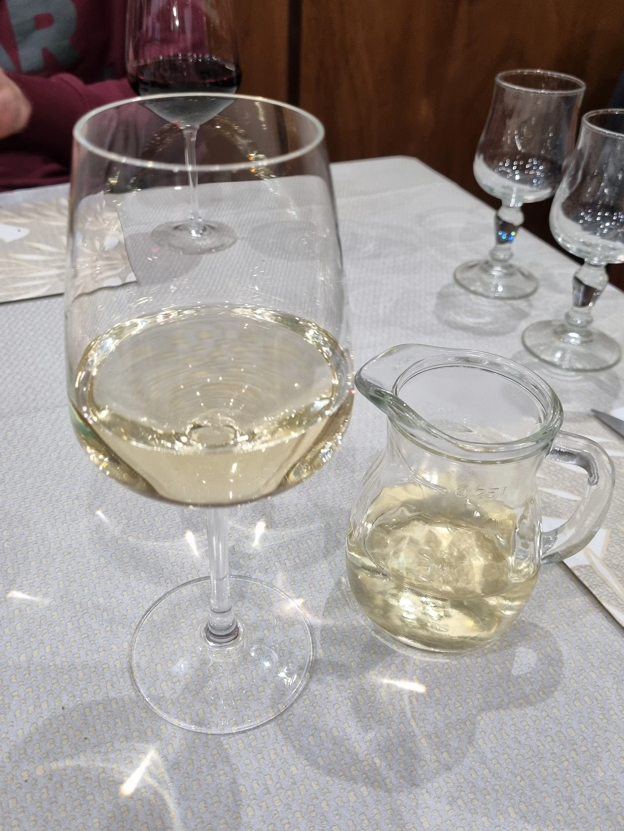 다운로드 (46).jpeg