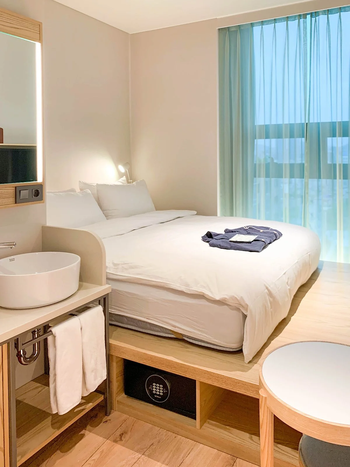 distortion-1-1.jpg?type=w1200