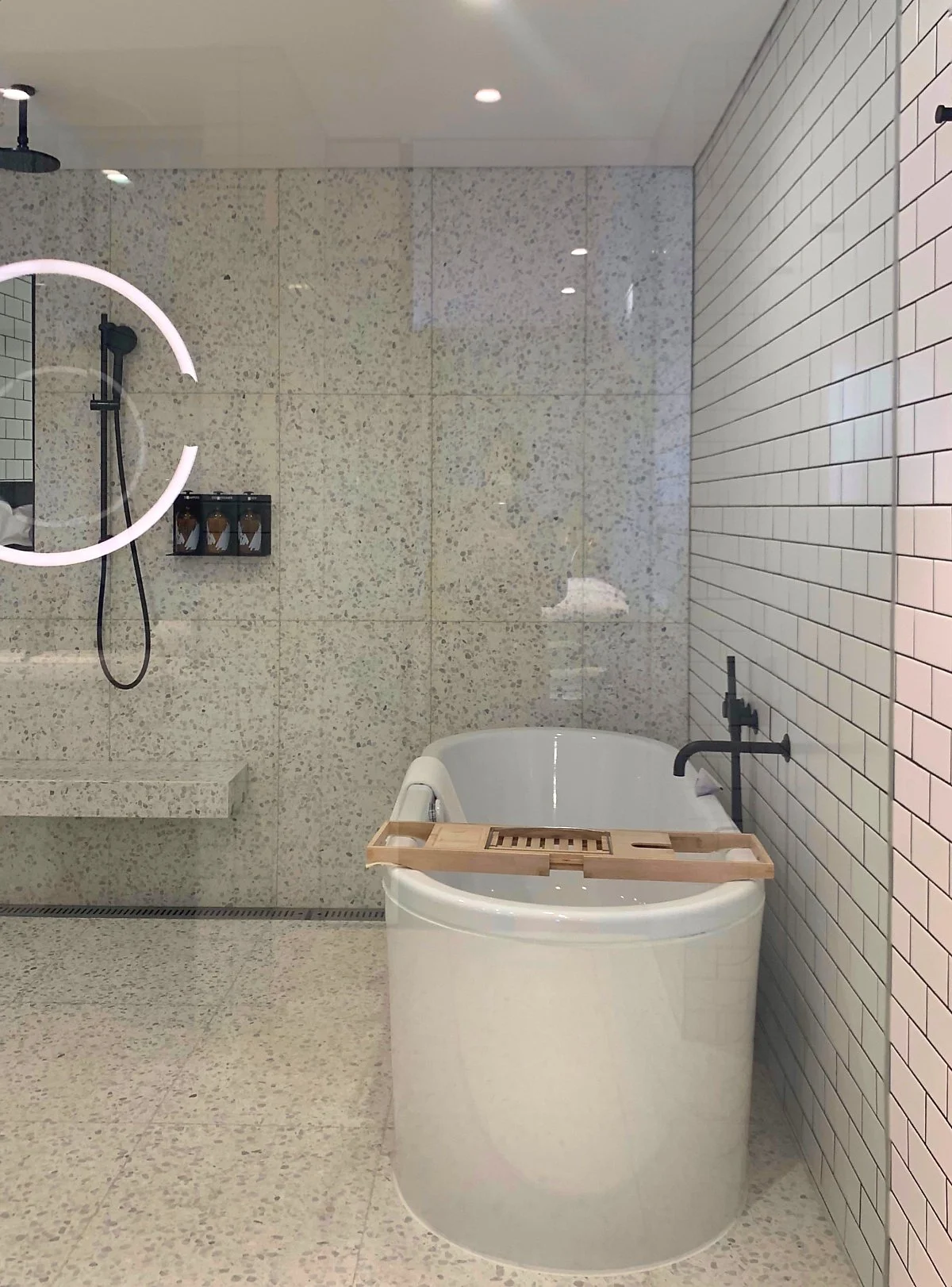 image_722675871611893696159.jpg?type=w1200