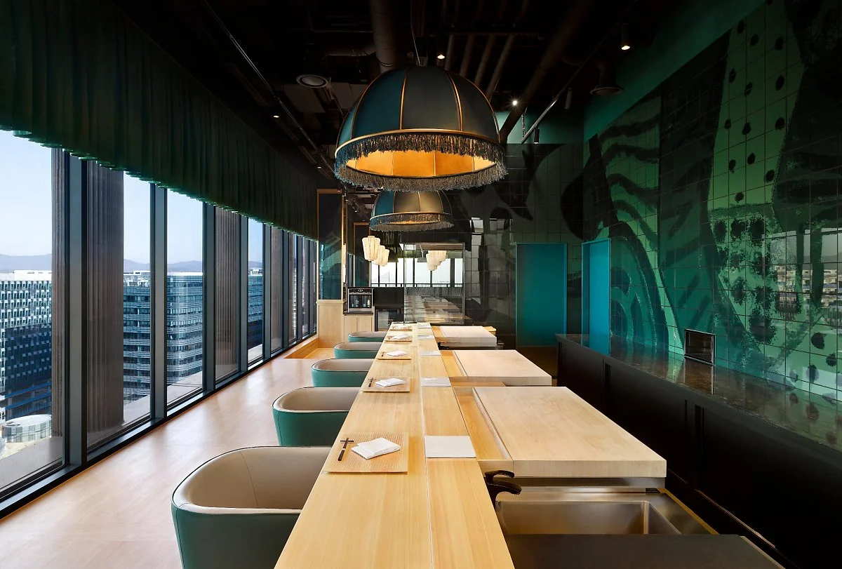 Homuran___Bar_3_edit.jpg?type=w1200