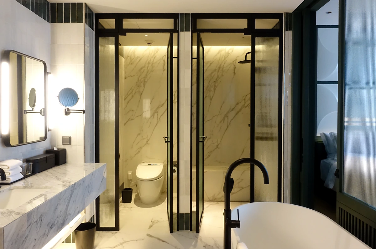 DSC06419edit.png?type=w1200