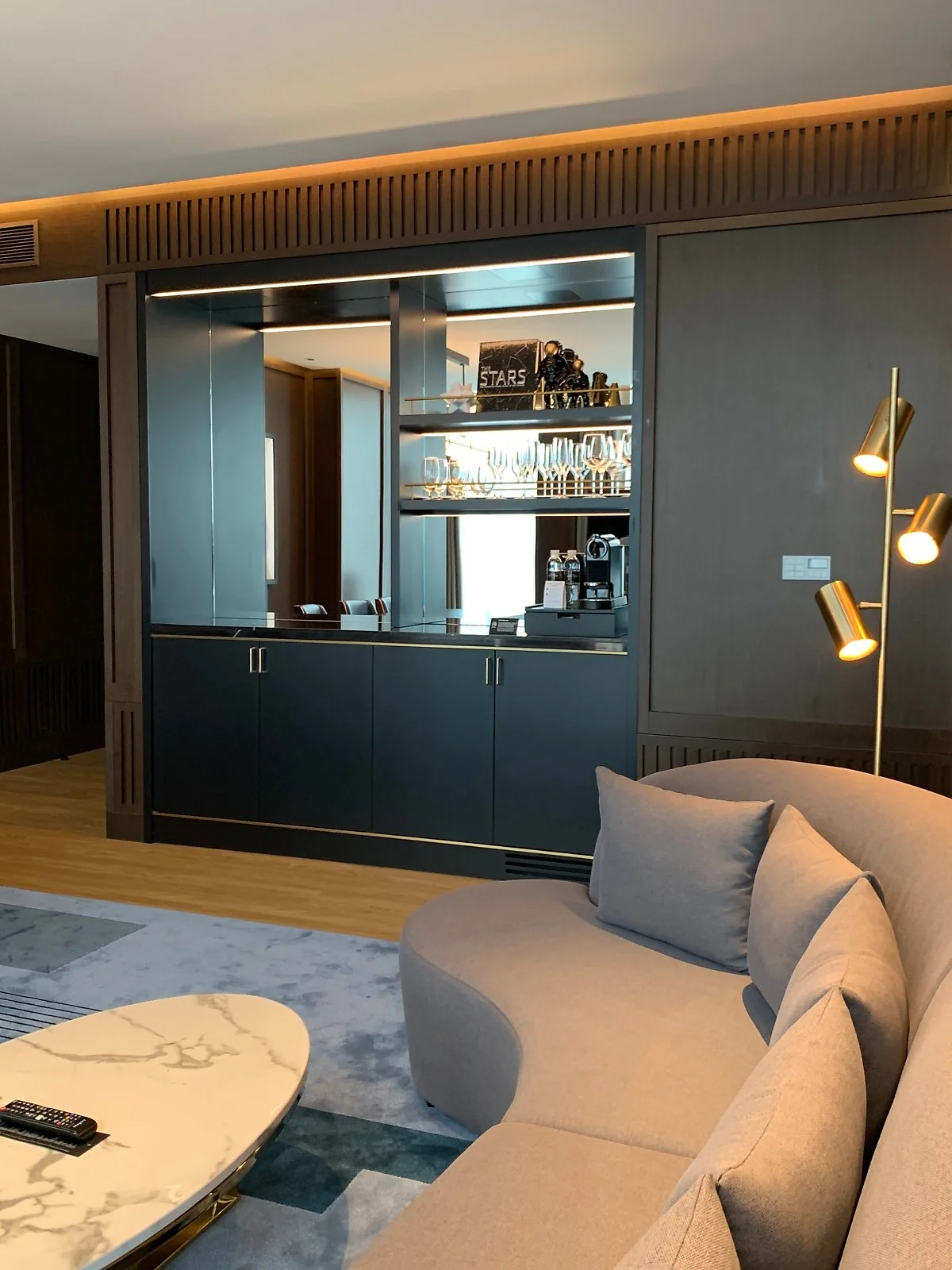 IMG_1946.JPG?type=w1200