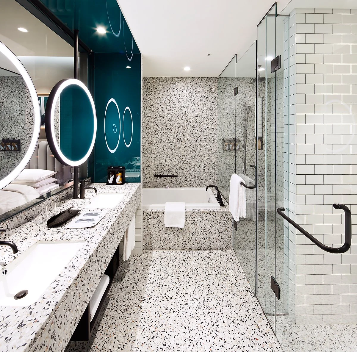 RYSE_DirectorRoom_Bathroom.jpg?type=w1200