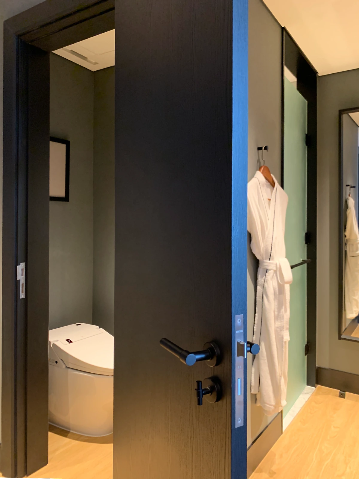 IMG_1885_edit.png?type=w1200