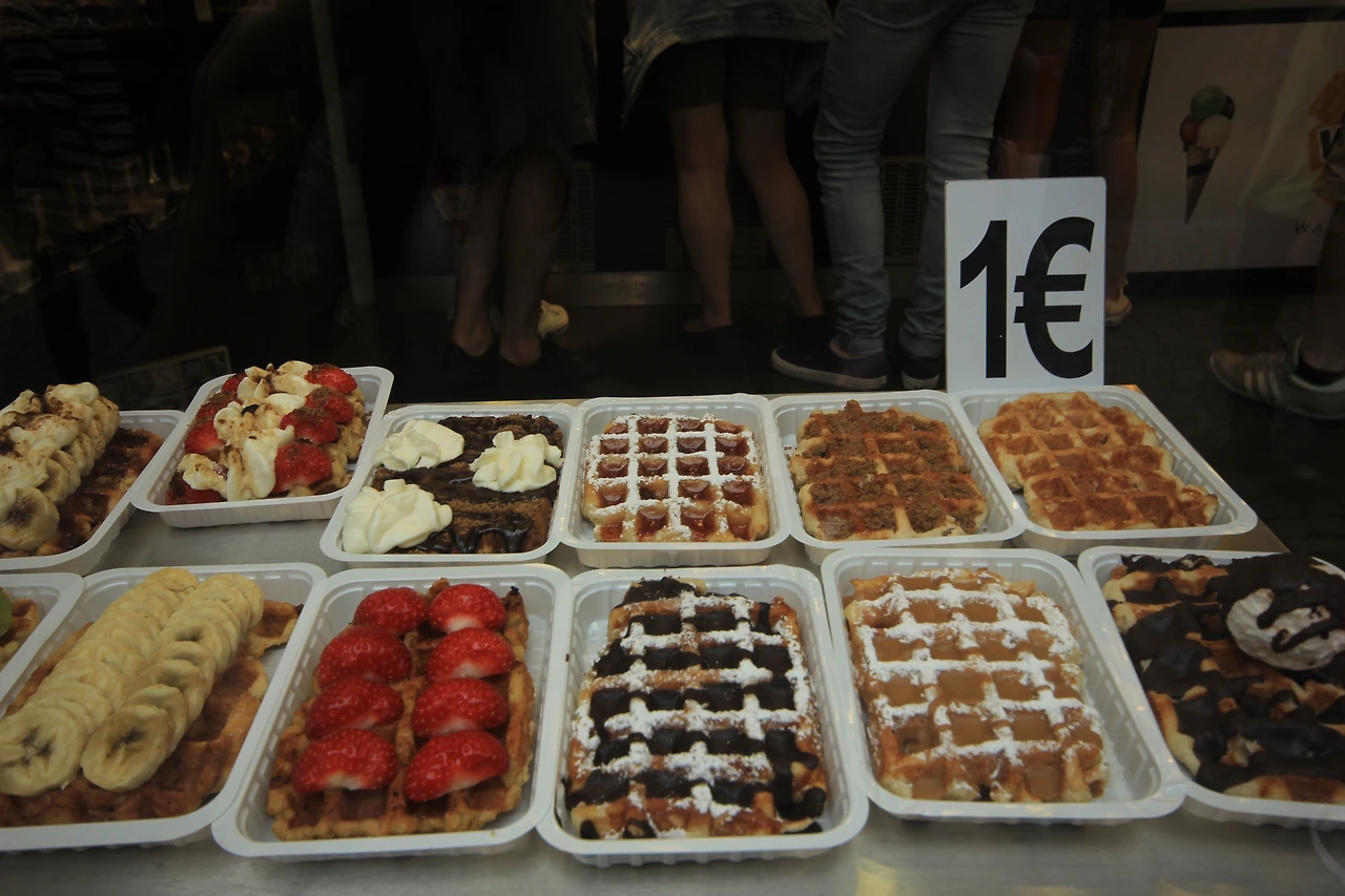 벨기에_브뤼셀_와플가게 (5).JPG