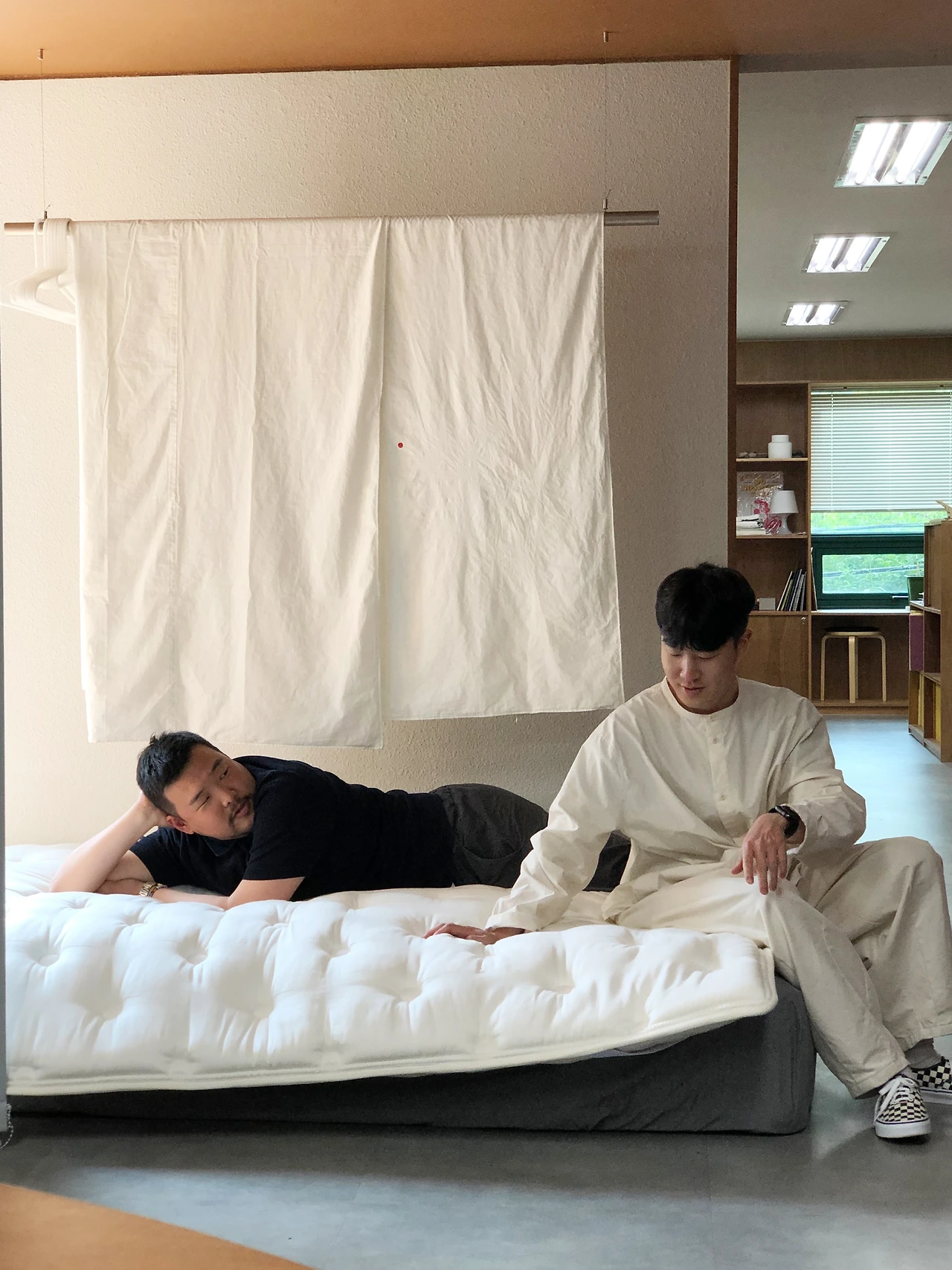 누워서 스몰토크-1.jpeg