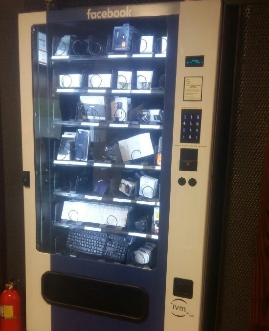 페이스북 자판기(출처 - https-::m.blog.naver.com:PostView.naver?isHttpsRedirect=true&blogId=cosmeplanb&logNo=220690802482).jpeg