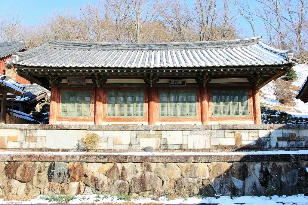 20121215132252_497517486.jfif