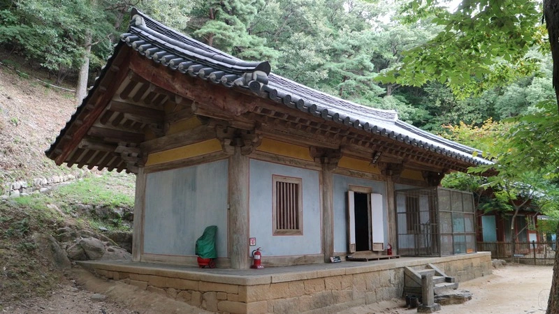 9910393E5BB614C027.jfif