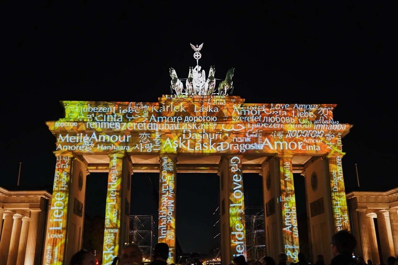 베를린_라이트 4.jpeg