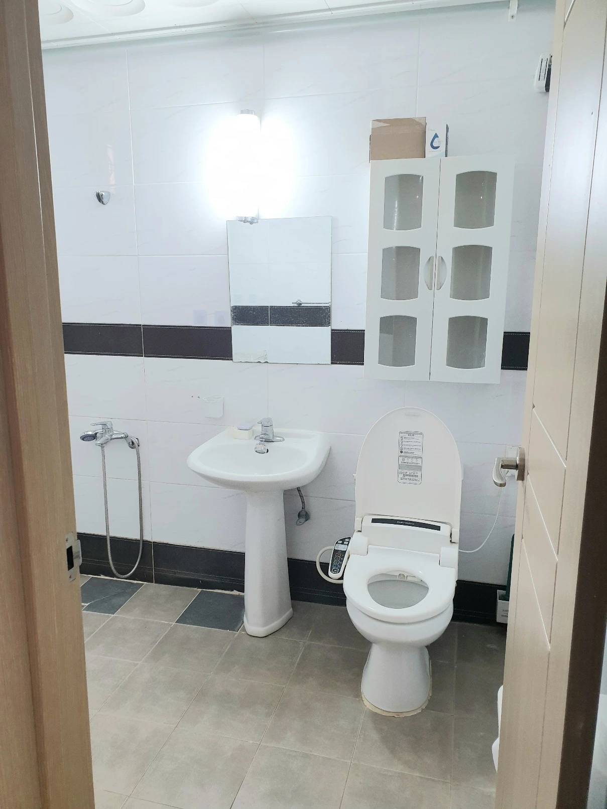 att-f411566e471b4786a907ff422d3ec703.do