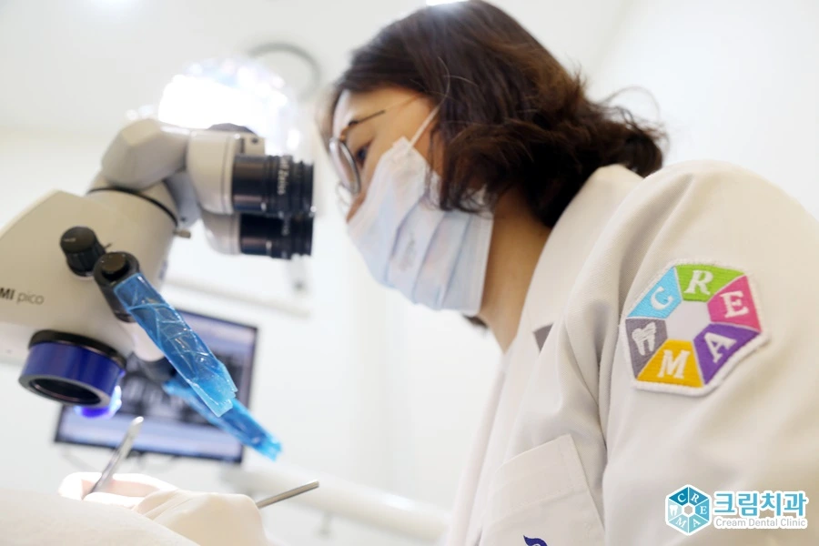 원장진료1 (9).JPG