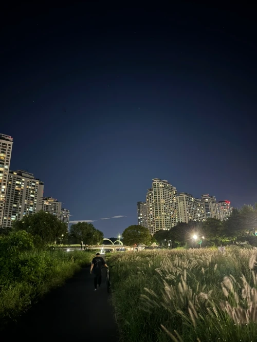 4.꾸준한이 빚어낸 단단한 자존감.jpeg