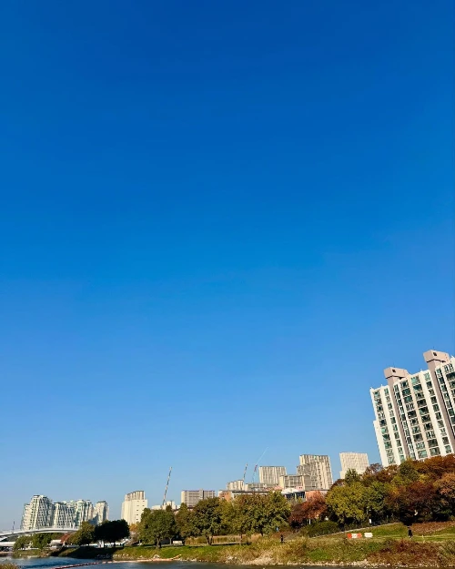 466165351_18470110051048109_2687933730376566248_n.jpg?stp=dst-jpegr_s1080x2048&_nc_cat=105&ccb=1-7&_nc_sid=127cfc&_nc_ohc=fZdUb1pcBR4Q7kNvgFiSBtS&_nc_zt=23&se=-1&_nc_ht=scontent-ssn1-1.xx&_nc_gid=AXsXwJUBSoXotsSrqxDvMTp&oh=00_AYDW-UvN9YZ6oGQng55LENUHKKUfx24Po4TzFYUwXP4ykA&oe=6745299C