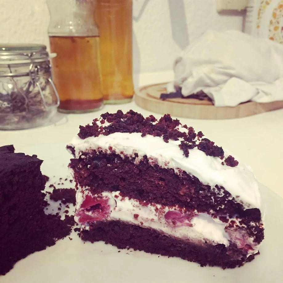 chocolate cake 3.JPG