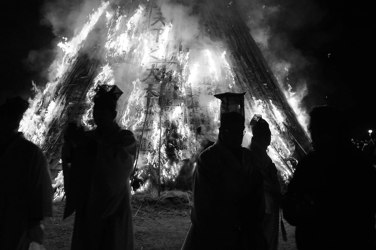 달집 태우는 유림_당진 기지시_2023  (3).JPG