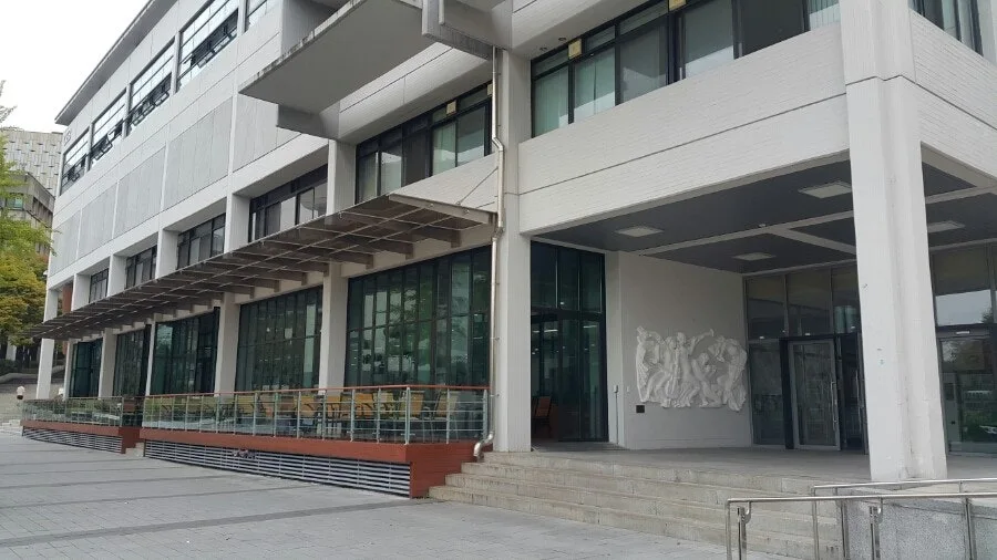 서울대 학생회관.jpeg