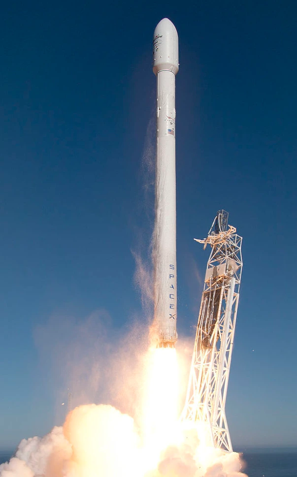 팰컨9 1.1 첫발사.PNG