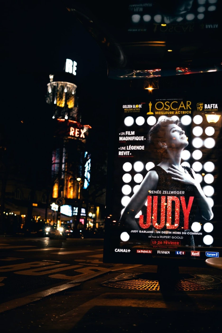 photo-1590179068383-b9c69aacebd3.jpg?type=w1