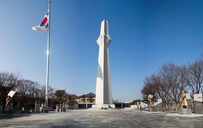 다운로드 (2).jfif