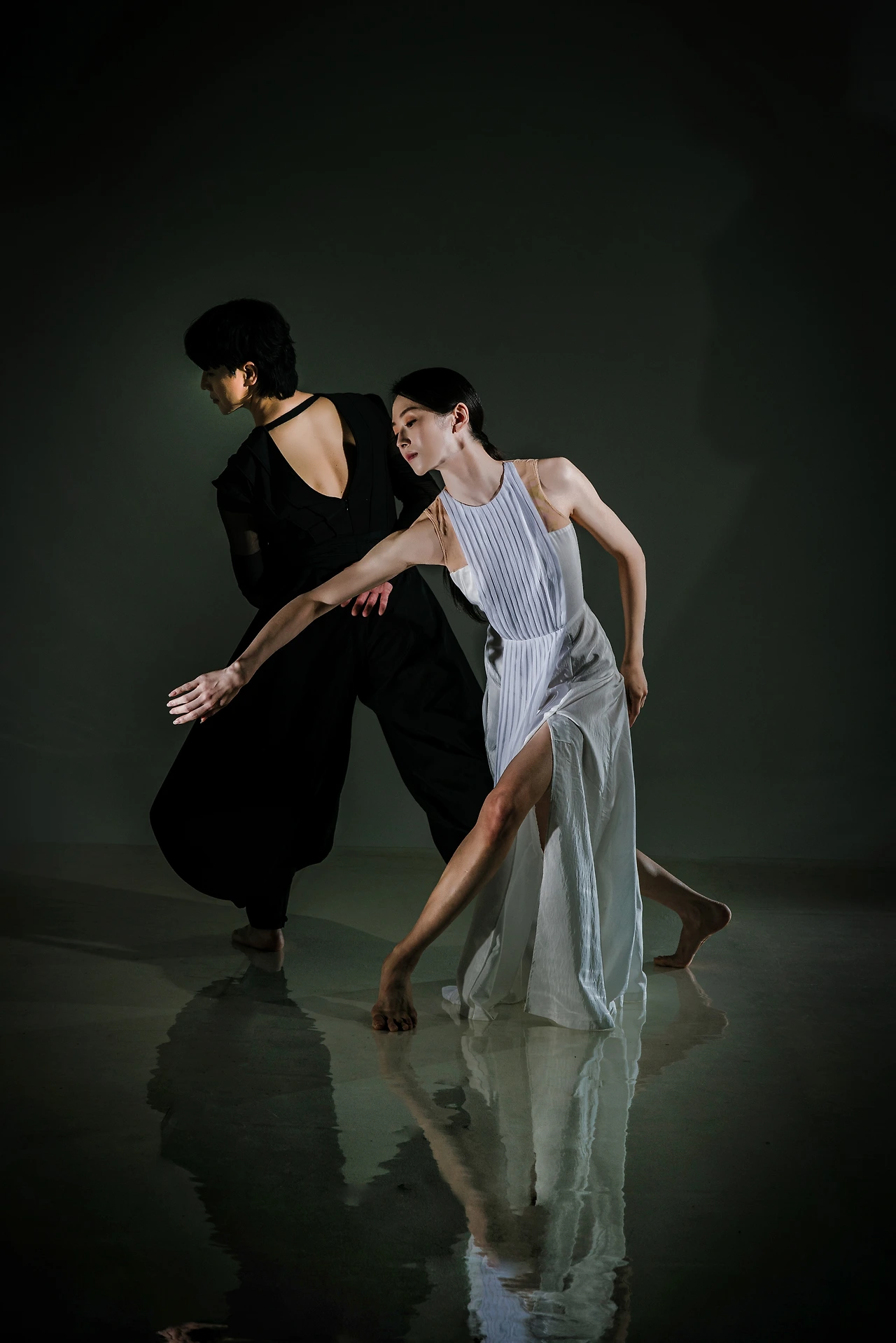 (서브2) 국립무용단 신작 '다섯 오' 무용수 콘셉트 (사진=국립극장, 양동민).JPG