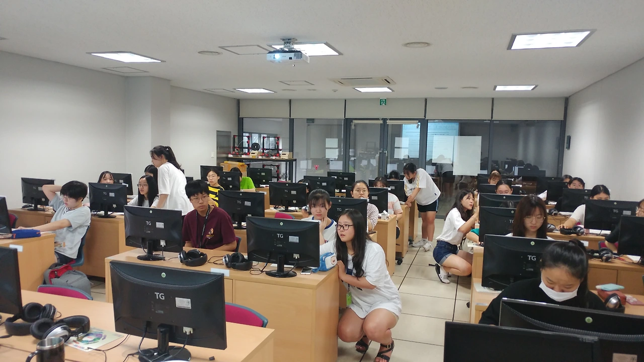 HLLtj0-mH9B9VgscJQI0jUMp_XmeGhRI23cxcrDUn5sbdL8ZigAfZE7ODUP4HnVJ13MlvXPRNMns97s2ypPmKloWrtefQu_H1cPRPqa8vnfTz6Hufc8ndiZUS6xhB4H-9-Ih8zA4=s1600