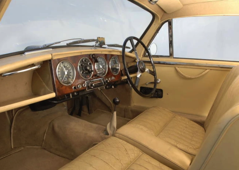 %EC%8A%A4%ED%81%AC%EB%A6%B0%EC%83%B7_2020-04-18_%EC%98%A4%ED%9B%84_11.38.11.png?type=w773