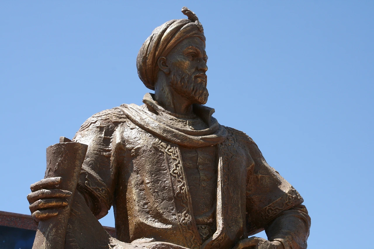 타쉬켄트 티무르 상.JPG