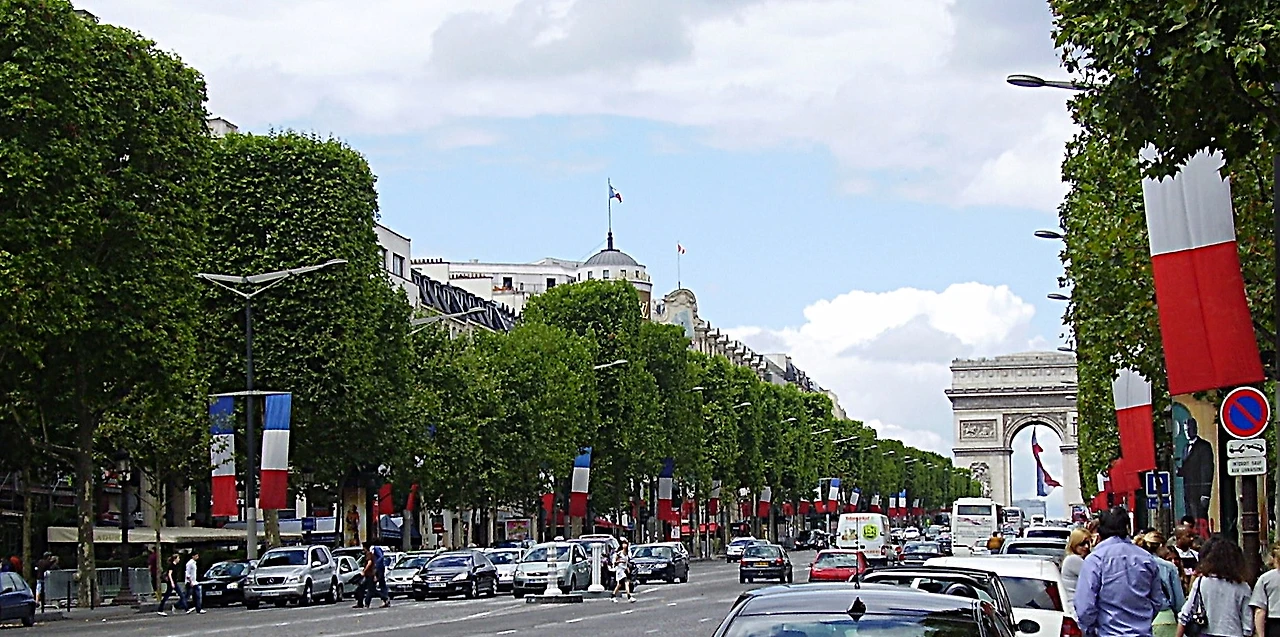 P7220176 2 샹제리제3.JPG