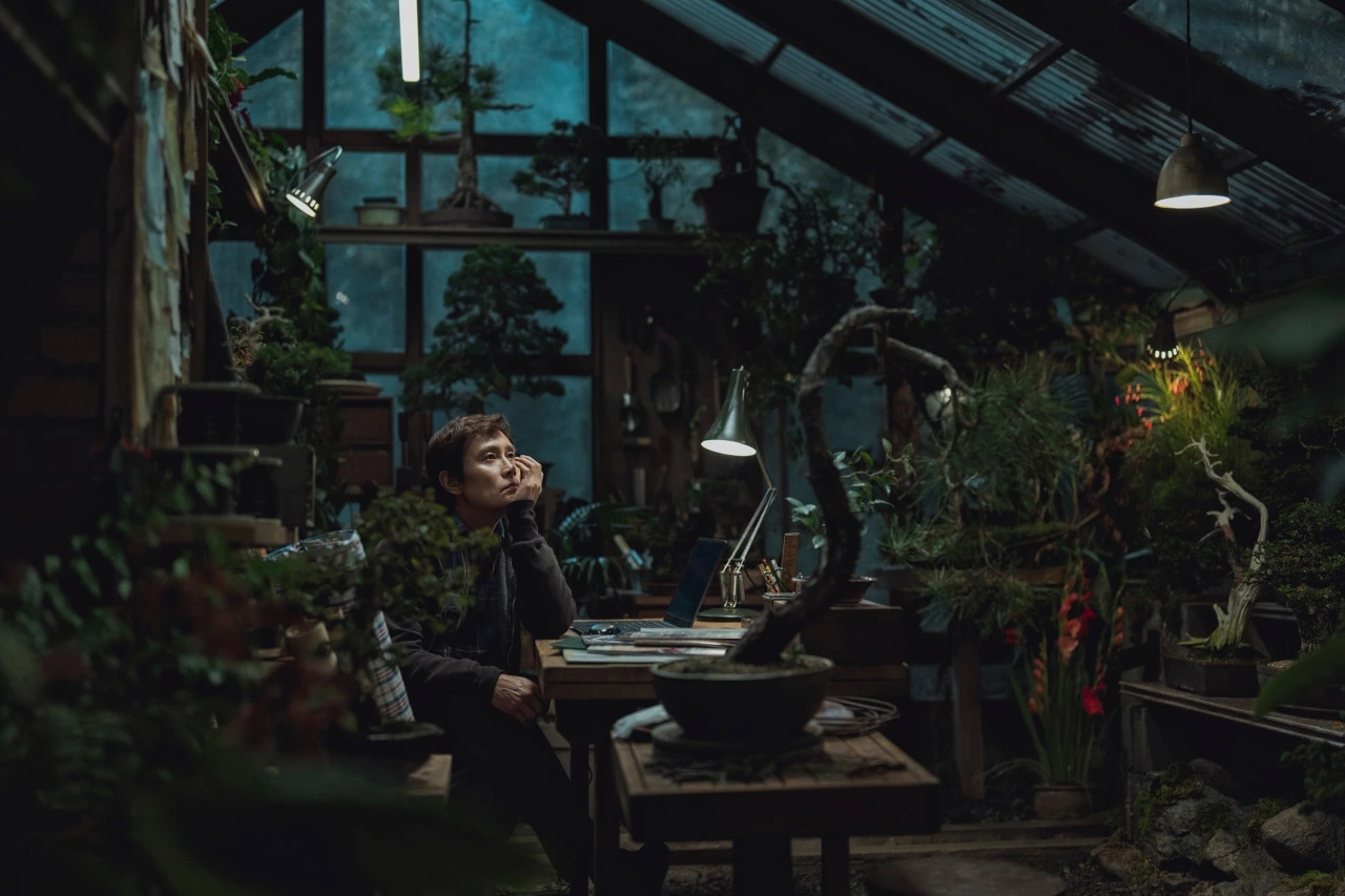 어쩔수가없다 10.jpeg