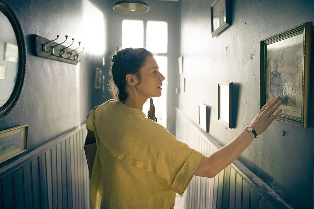 디어 마이 러브 스틸 2.jpeg