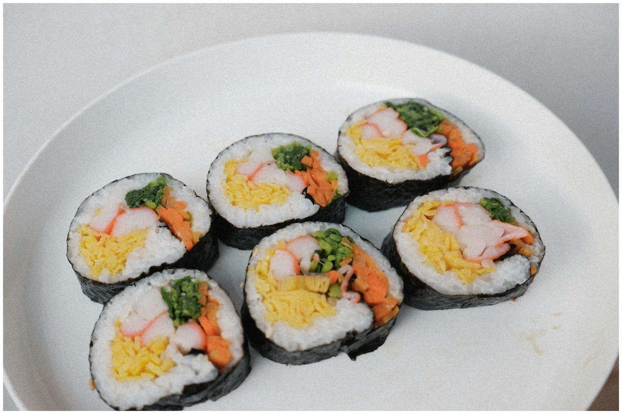 photo-1608731001176-18531c721242?fm=jpg&q=60&w=3000&ixlib=rb-4.0.3&ixid=M3wxMjA3fDB8MHxwaG90by1wYWdlfHx8fGVufDB8fHx8fA%3D%3D