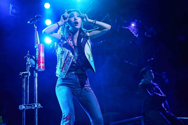 2023%EB%AE%A4%EC%A7%80%EC%BB%AC%EB%A0%8C%ED%8A%B8_Over_The_Moon_%EB%AA%A8%EB%A6%B0(%EA%B9%80%EC%88%98%EC%97%B0).jpg?type=w1